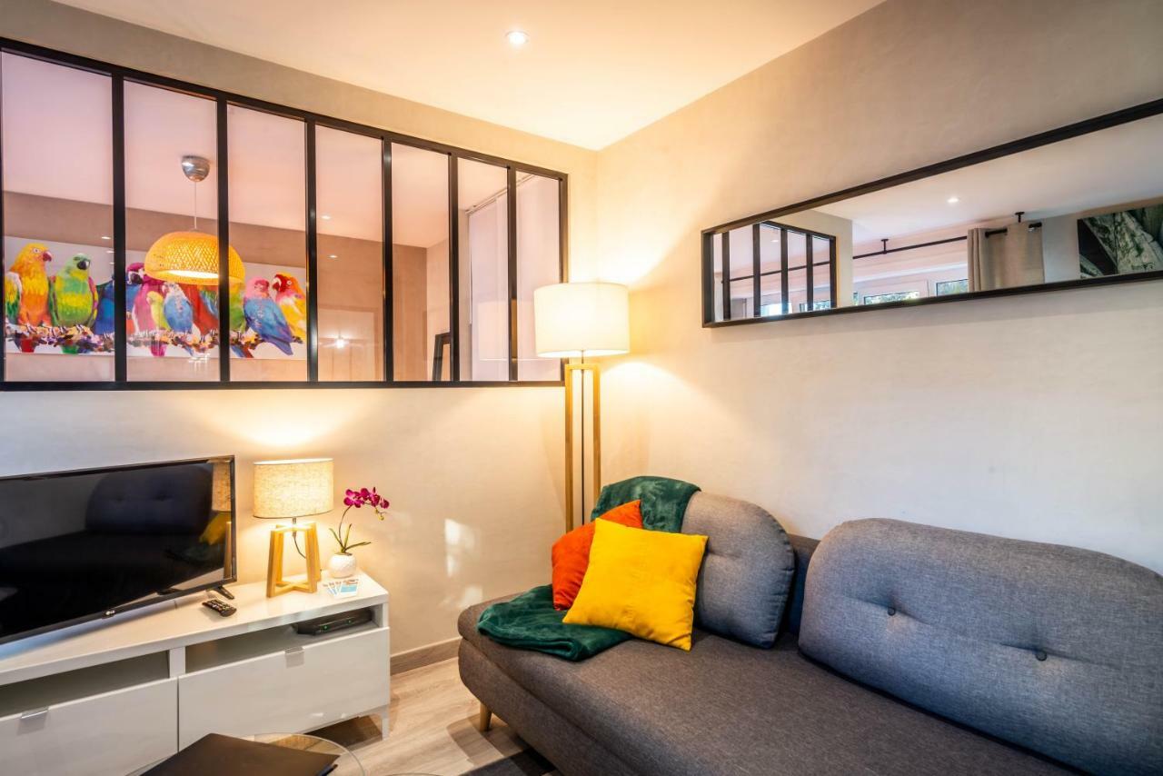 Le Chatelet- Parking Gratuit - Cosy Et Design - A 10 Mn De Geneve Annemasse Exteriör bild